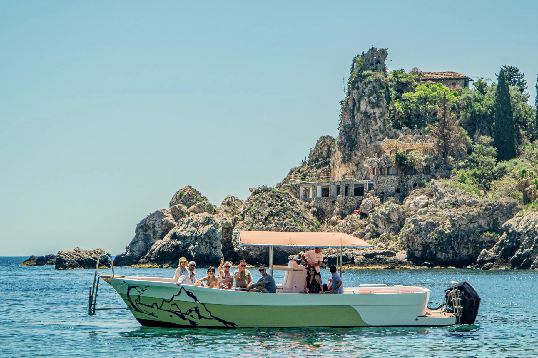 Liver 10M — Liver 10M along the Taormina coastline